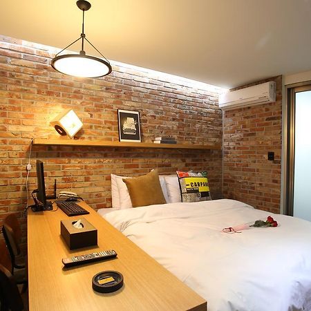 Lexy Hotel Сеул Номер фото